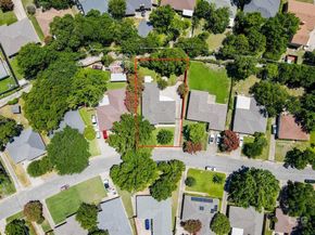 2532  Lazydale Drive , Dallas Texas 75228
