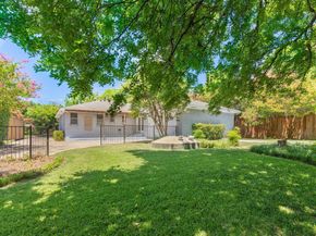 2532  Lazydale Drive , Dallas Texas 75228