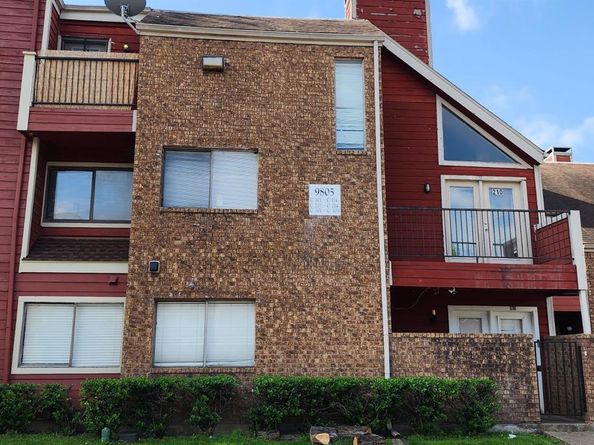 9825  Walnut Street  207, Dallas Texas 75243