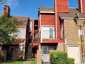 9825  Walnut Street  207, Dallas Texas 75243