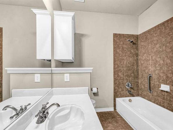 8708  Tangleridge Drive , Fort Worth Texas 76123