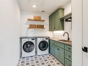 6909  Bob O Link Drive , Dallas Texas 75214