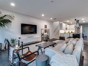 4210  Munger Avenue , Dallas Texas 75204