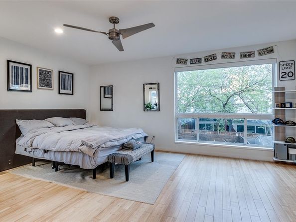 4210  Munger Avenue , Dallas Texas 75204