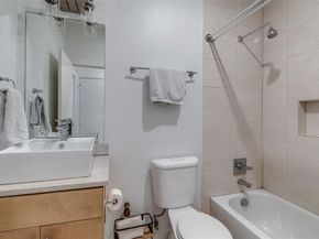 4210  Munger Avenue , Dallas Texas 75204