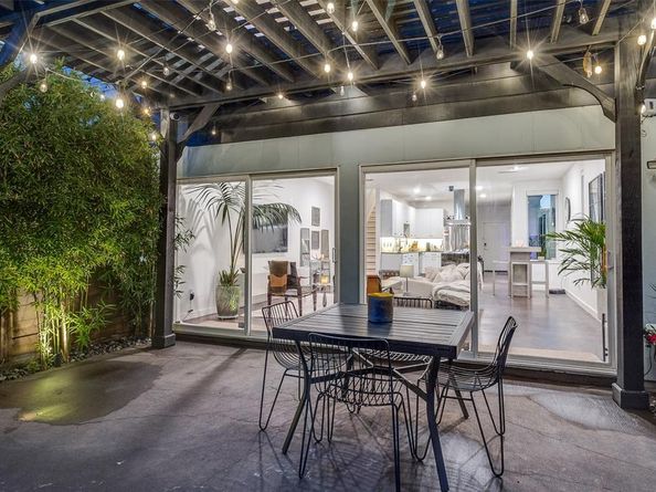 4210  Munger Avenue , Dallas Texas 75204