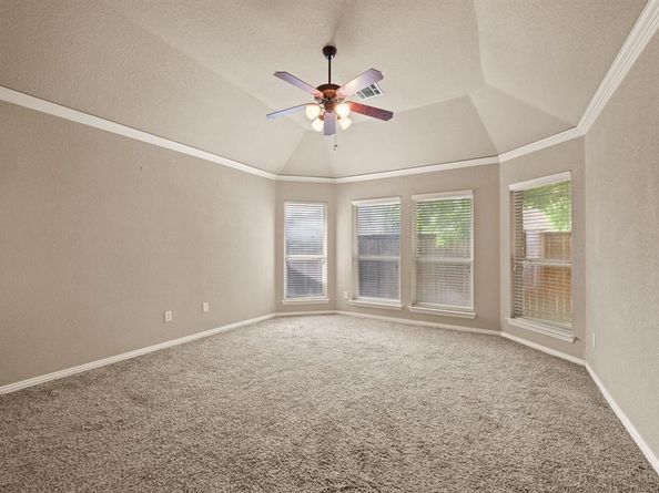 8234  Winter Falls Trail , Fort Worth Texas 76053