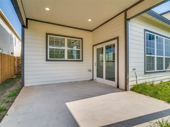 1321  Fletcher Street , Dallas Texas 75223