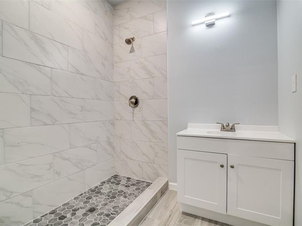 1321  Fletcher Street , Dallas Texas 75223