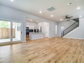 1321  Fletcher Street , Dallas Texas 75223