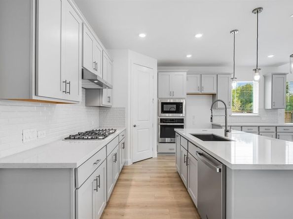 550  Ardsley Park Drive , Little Elm Texas 75068