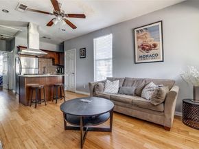 617  Haines Avenue , Dallas Texas 75208