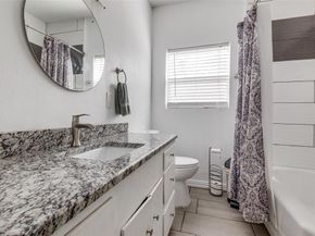 617  Haines Avenue , Dallas Texas 75208