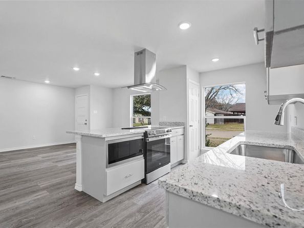 6202  Glenmoor Drive , Garland Texas 75043