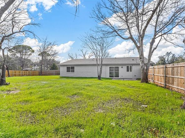 6202  Glenmoor Drive , Garland Texas 75043