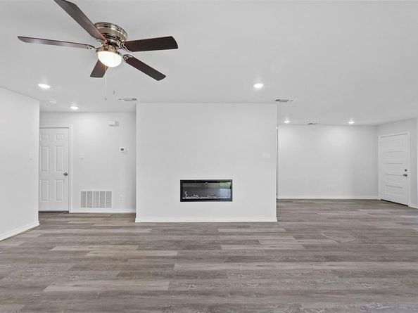 6202  Glenmoor Drive , Garland Texas 75043