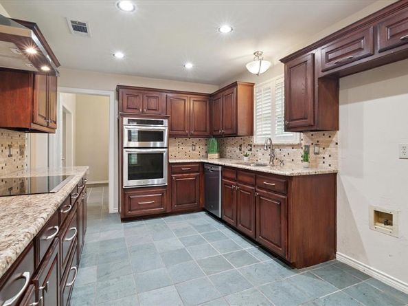 2613  Bowie Drive , Plano Texas 75025