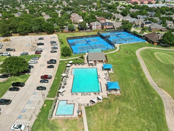 6616  Purbeck Trail , Denton Texas 76210