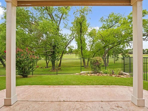 6616  Purbeck Trail , Denton Texas 76210