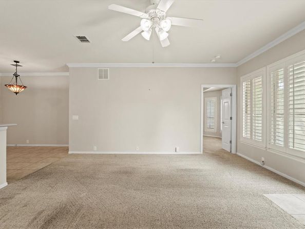 6616  Purbeck Trail , Denton Texas 76210