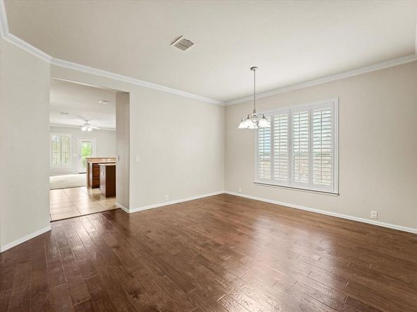 6616  Purbeck Trail , Denton Texas 76210