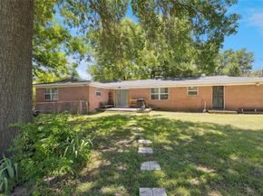 713  Plaza Drive , Fort Worth Texas 76140