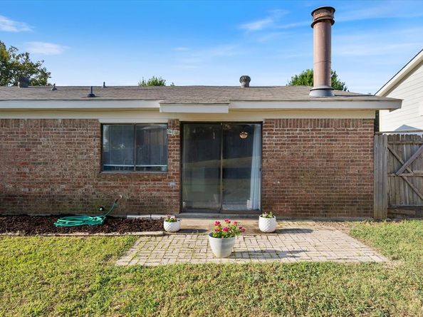 1505  Frio Lane , Garland Texas 75040