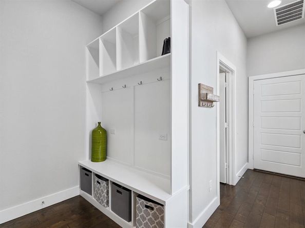 402  Wimberly Street , Fort Worth Texas 76107