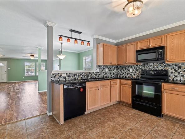 6301  English Saddle Lane , Denton Texas 76210