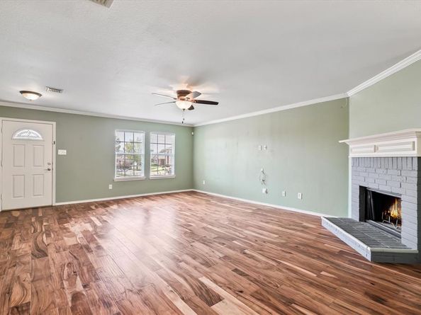 6301  English Saddle Lane , Denton Texas 76210