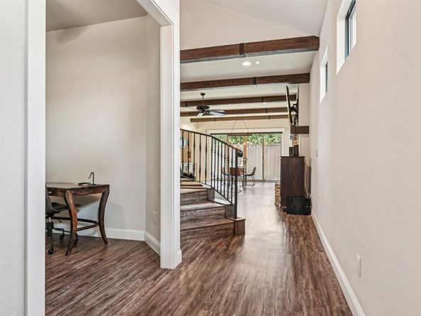3105  Pastor Street , Dallas Texas 75212