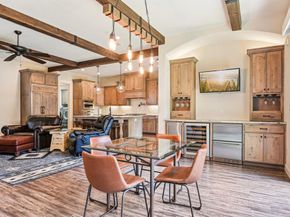 3105  Pastor Street , Dallas Texas 75212