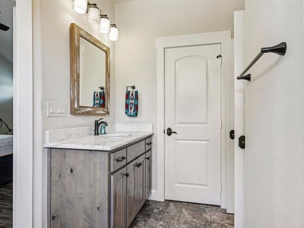 3105  Pastor Street , Dallas Texas 75212