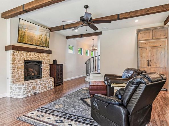 3105  Pastor Street , Dallas Texas 75212