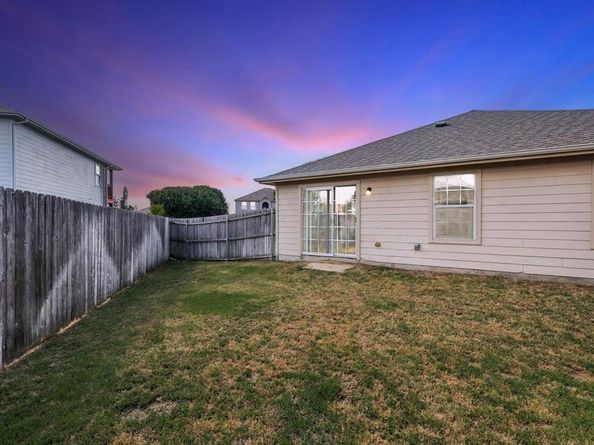1101  Castle Top Drive , Fort Worth Texas 76052