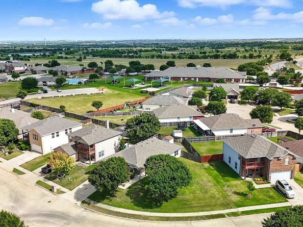 1101  Castle Top Drive , Fort Worth Texas 76052
