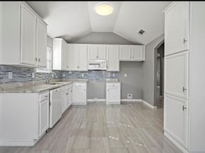 1402  Sax Leigh Drive , Dallas Texas 75241