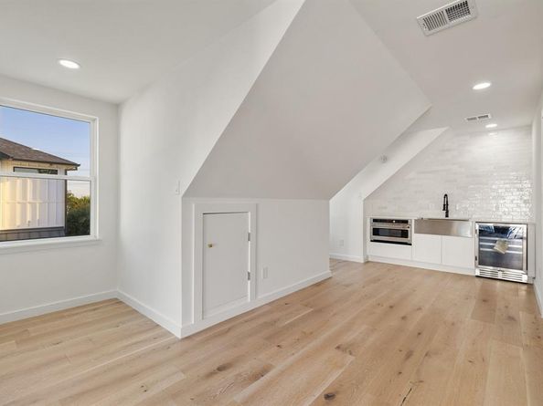 7515  Lavendale Avenue , Dallas Texas 75230