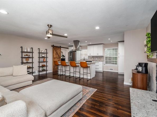 10515  Yorkford Drive , Dallas Texas 75238