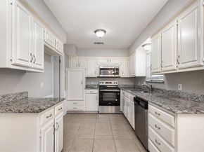 5706  Ridge Drive , Arlington Texas 76016
