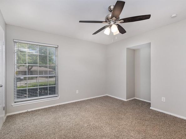 5706  Ridge Drive , Arlington Texas 76016
