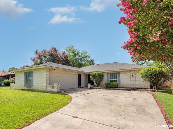 5706  Ridge Drive , Arlington Texas 76016