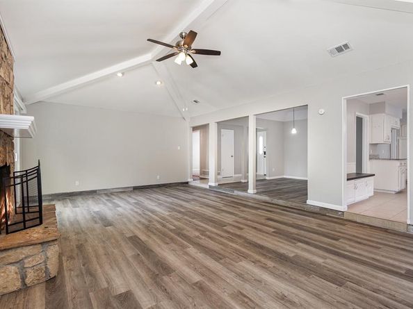 5706  Ridge Drive , Arlington Texas 76016