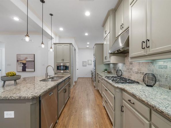 8221  Paisley  , The Colony Texas 75056