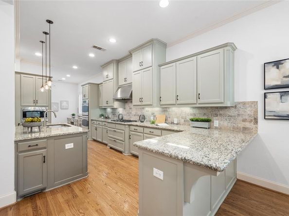 8221  Paisley  , The Colony Texas 75056