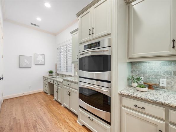 8221  Paisley  , The Colony Texas 75056