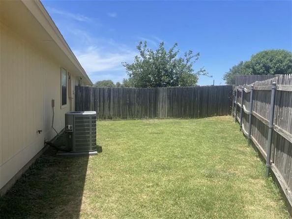 4508  Tall Meadow Lane , Fort Worth Texas 76133