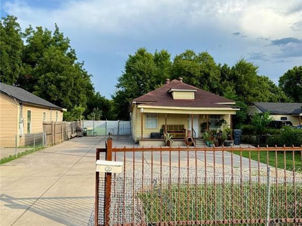 2424  Randolph  , Dallas Texas 75241