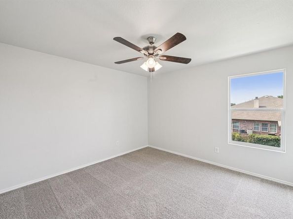 2825  Desert Drive , Denton Texas 76210