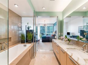 2900  Mckinnon Street  1503, Dallas Texas 75201
